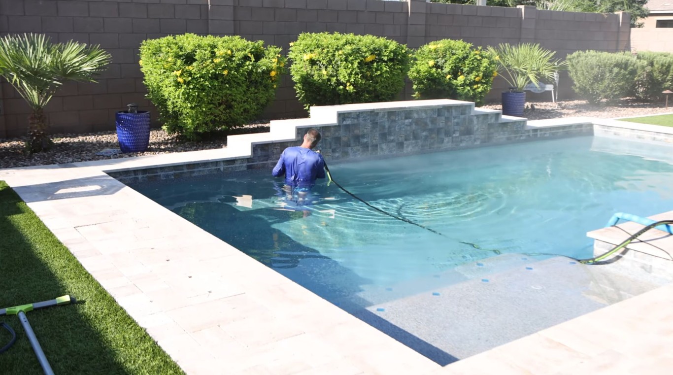Professional pool maintenance and cleaning service